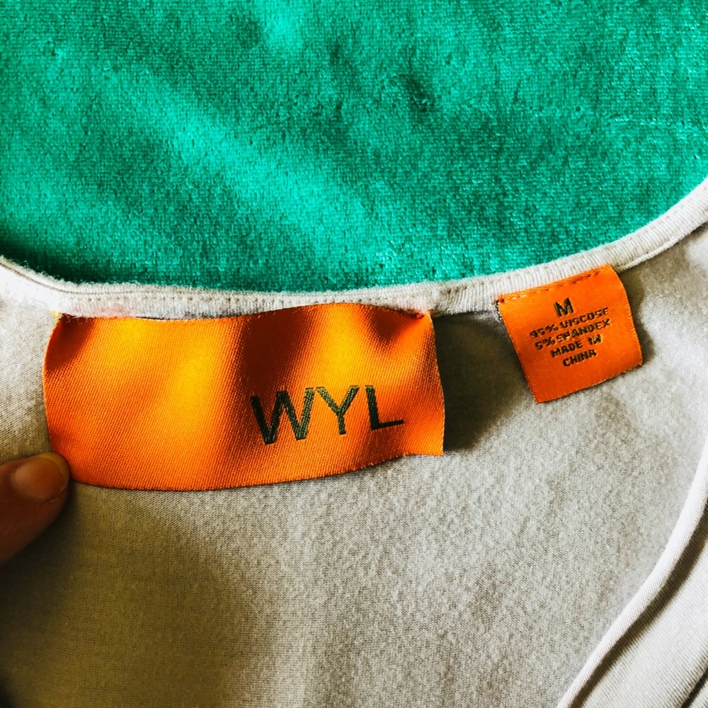 WYL - Picture 3 of 3